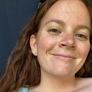 Meet your Posher, Caitlyn